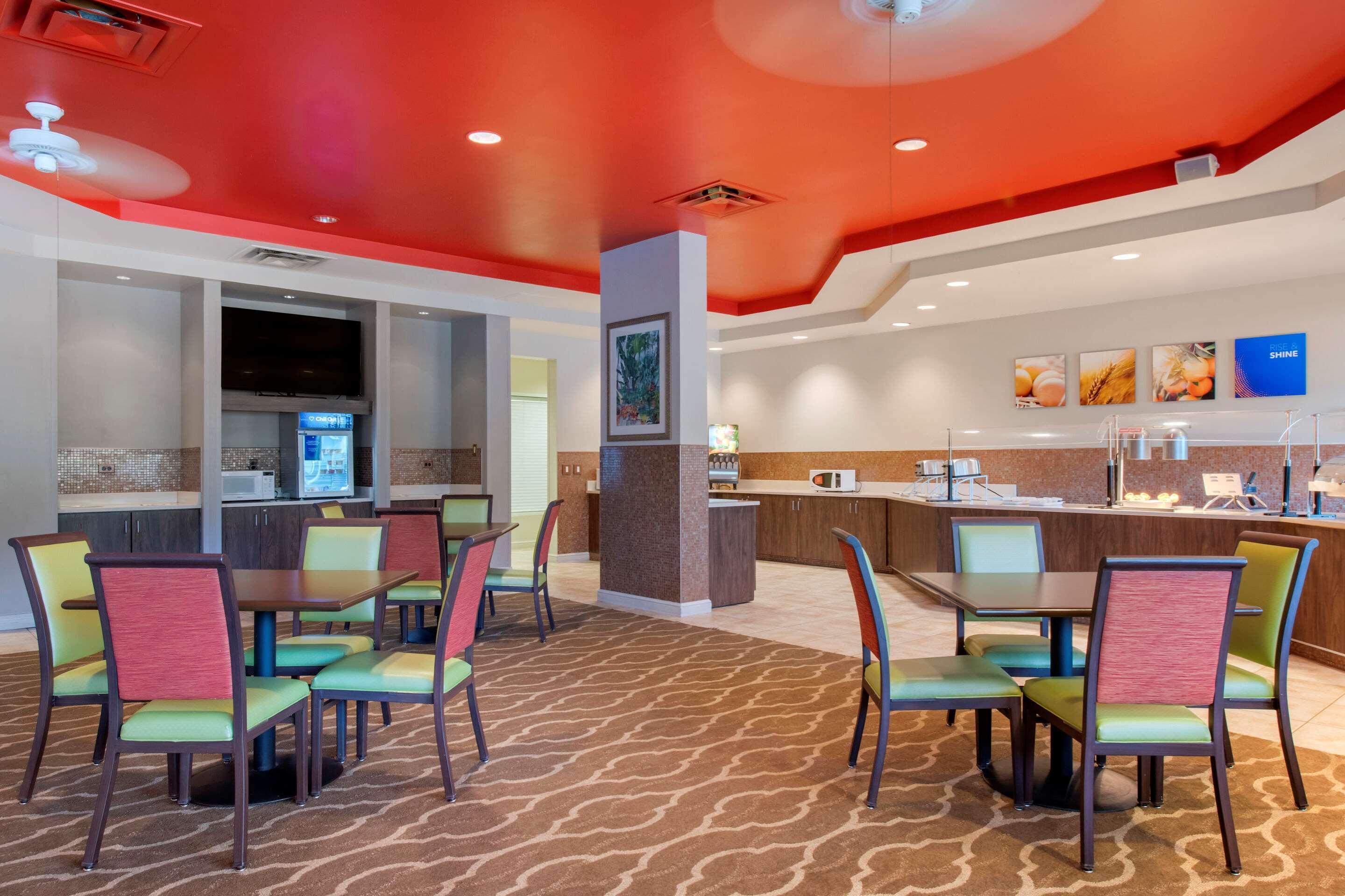 Comfort Suites Maingate East Kissimmee Exteriör bild